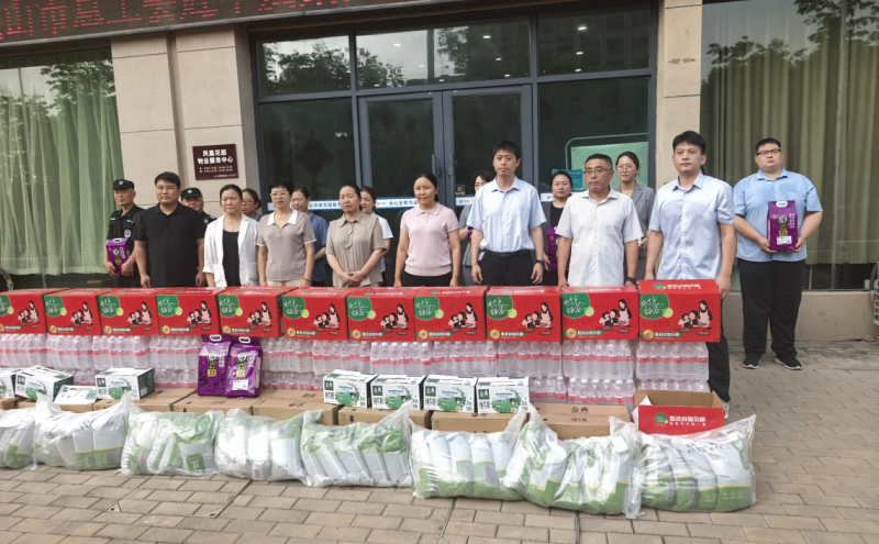 市总工会到平发集团开展“送清凉”慰问活动