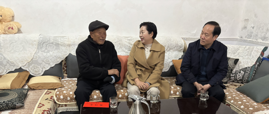 市总工会党组书记、副主席赵红利莅临叶县开展调研慰问活动