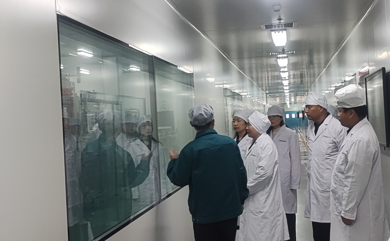 双鹤华利车间调研