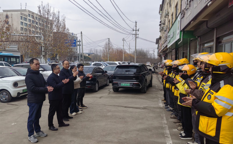 市总工会到郏县开展新就业形态劳动者集中走访慰问和工作调研活动