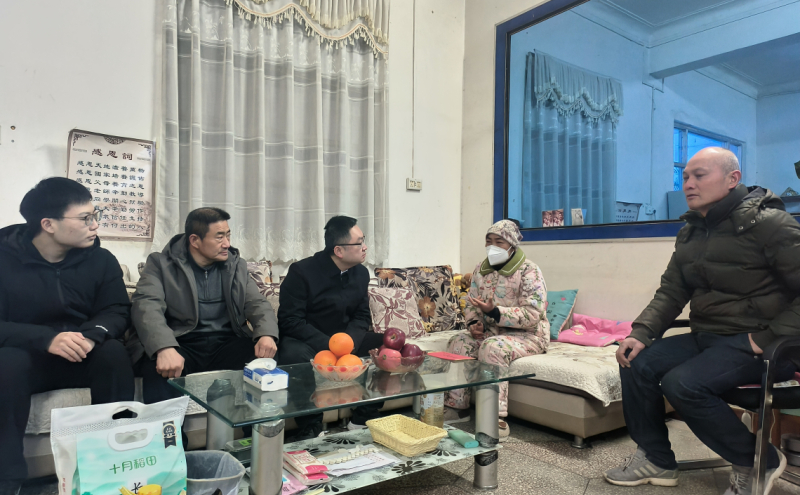 慰问汝州困难职工