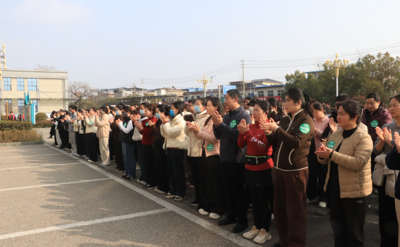 【亲近自然 悦享健康】叶县人民医院举办纪念“三八”国际妇女节健步走活动