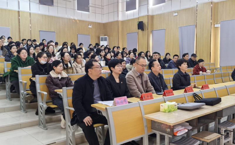 叶县总工会健康讲座走进昆阳中学