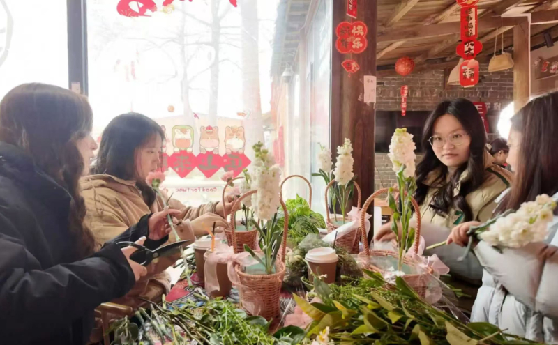仙台镇纪念“三八”妇女节花艺活动