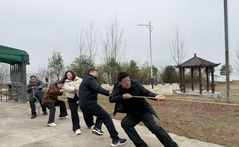 趣味拓展 凝心聚力