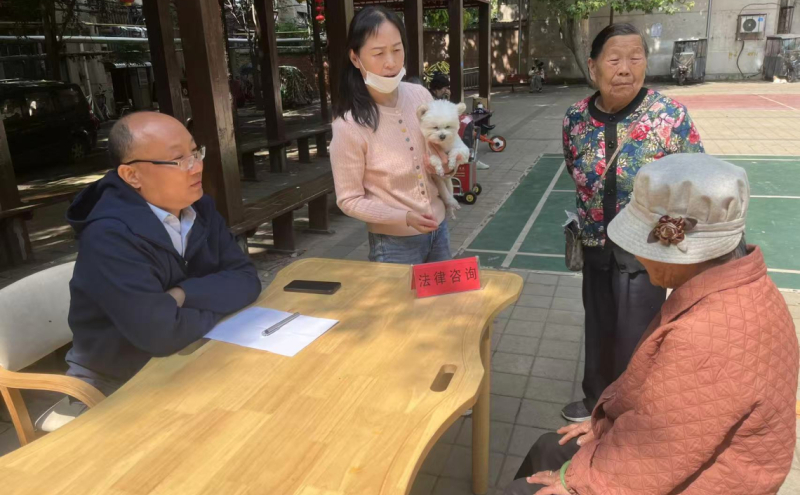 工会法律服务下沉卫东区华西社区