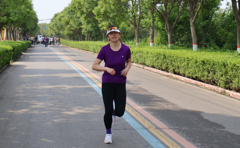 郏县2026年职工运动会暨“健步展风采 聚力启新程”健步走活动启动仪式举行