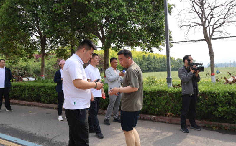 郏县2026年职工运动会暨“健步展风采 聚力启新程”健步走活动启动仪式举行