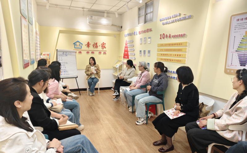 新华区总工会“新心相印”工作室 持续开展女职工关爱服务活动