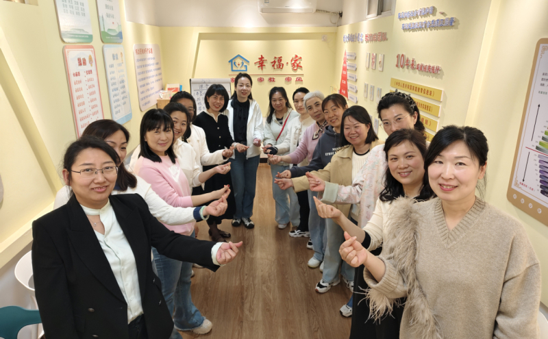 新华区总工会“新心相印”工作室 持续开展女职工关爱服务活动