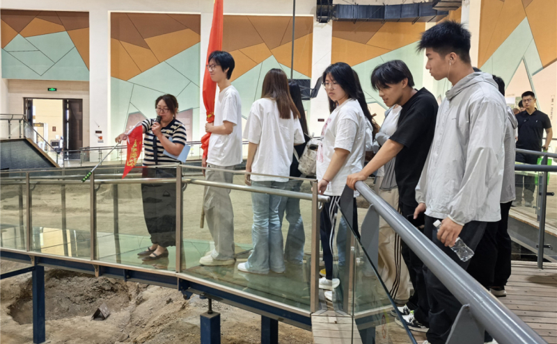 市工业学校赴“跟着劳模去旅行”品味宝丰劳模专线开展研学活动