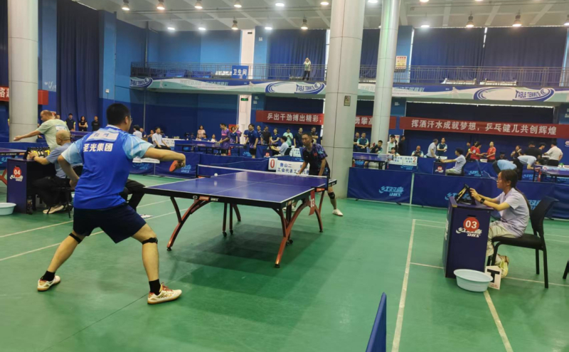 郏县圣光乒乓球队斩获市第五届职工运动会男团亚军