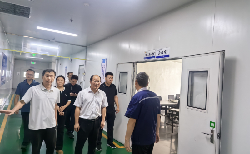 省总工会到新华区调研“工会工间小憩室”建设情况