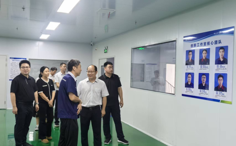 省总工会到新华区调研“工会工间小憩室”建设情况