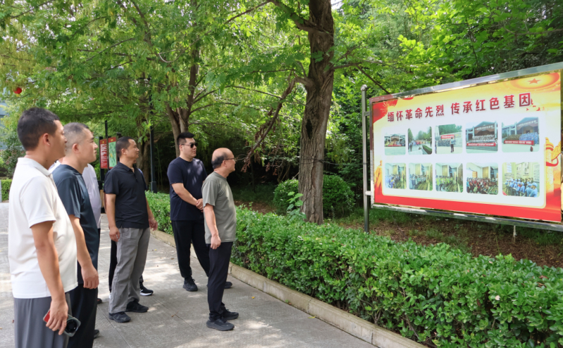 开展庆“八一”红色践学主题党日活动