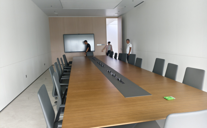 调研指导企业工会组织建设工作