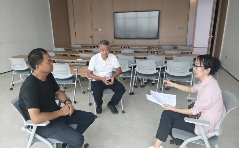 调研指导企业工会组织建设工作