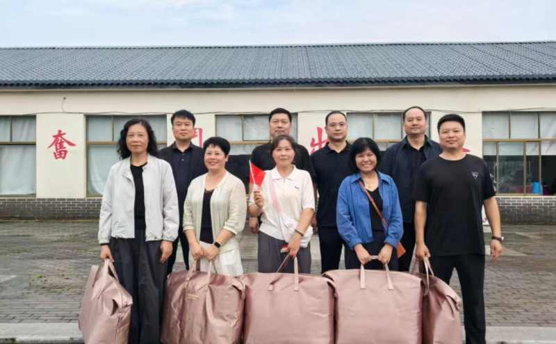 叶县教体局机关健步走活动圆满举行