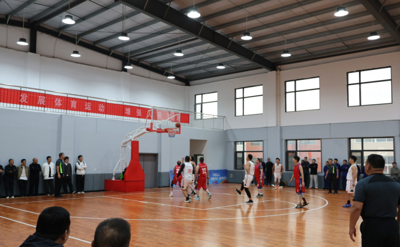 郏县2026年职工运动会“天晟杯”篮球赛火热开赛
